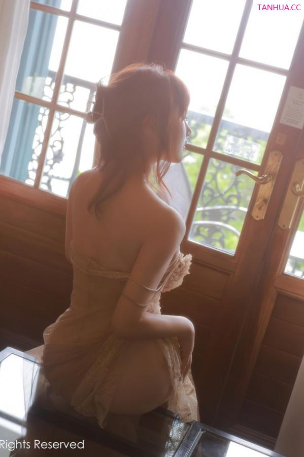 徐嘉乐 徐cake [XiuRen]高清写真图 2022.08.11 No.5421 养乐多DoDo第30张图片